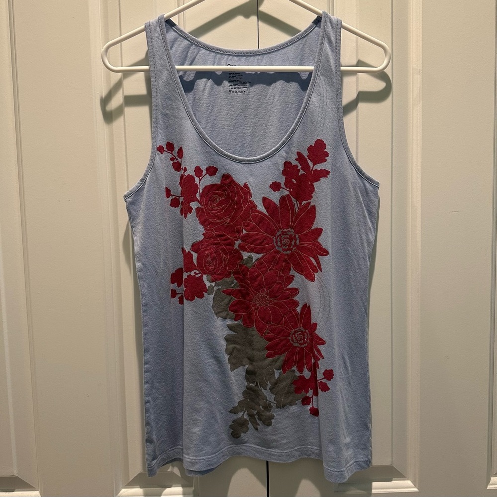 GAP Light Blue Floral Tank Top with red flowers L